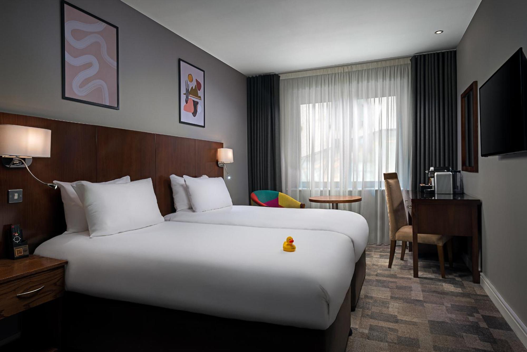 Staying In Limerick City Centre: 6 Central Hotels Compared