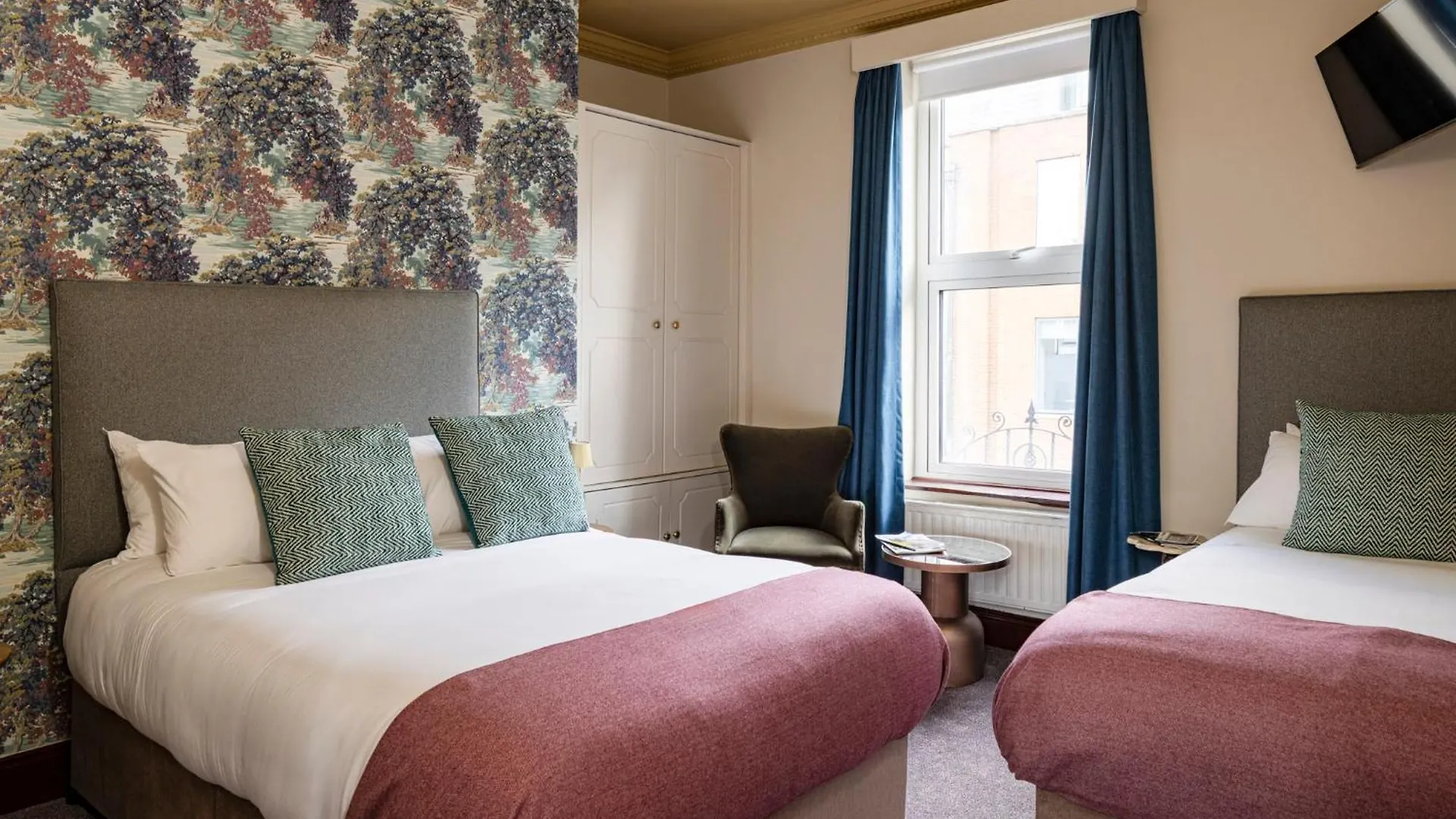 15 Central Dublin Hotels Near Merrion Square Worth Booking