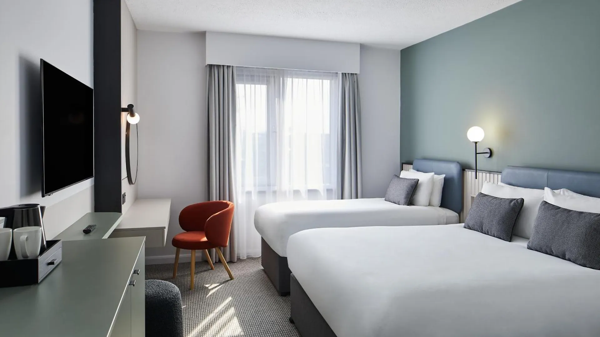 14 Smart Central Hotels Near Teeling Whiskey Distillery