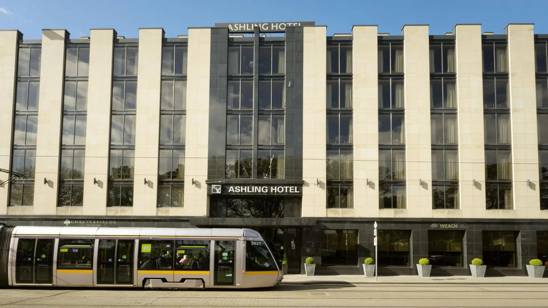 Staying Near the Guinness Storehouse: 12 Family Hotels Compared