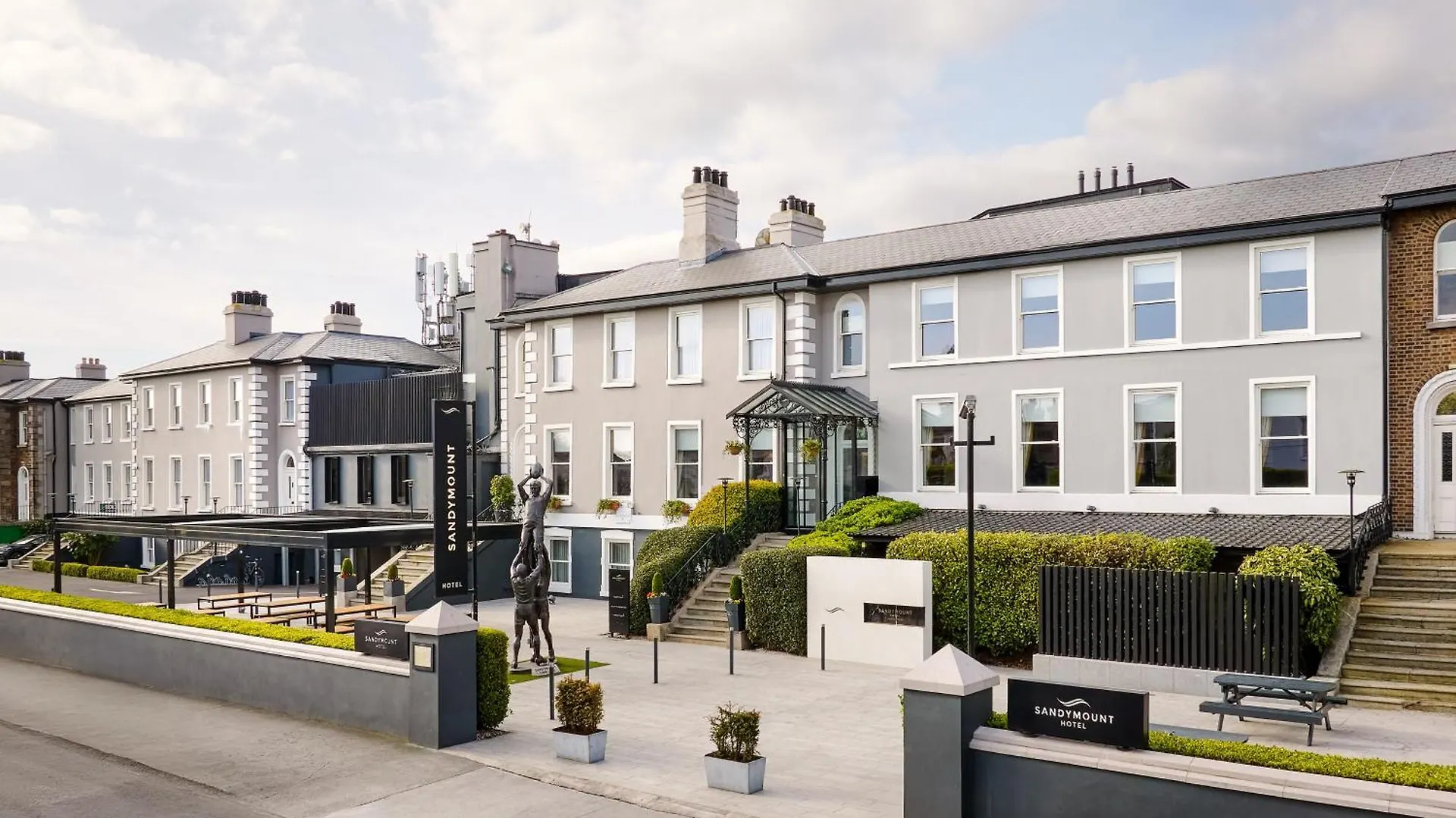 13 Family-Friendly Hotels Close to the National Gallery of Ireland