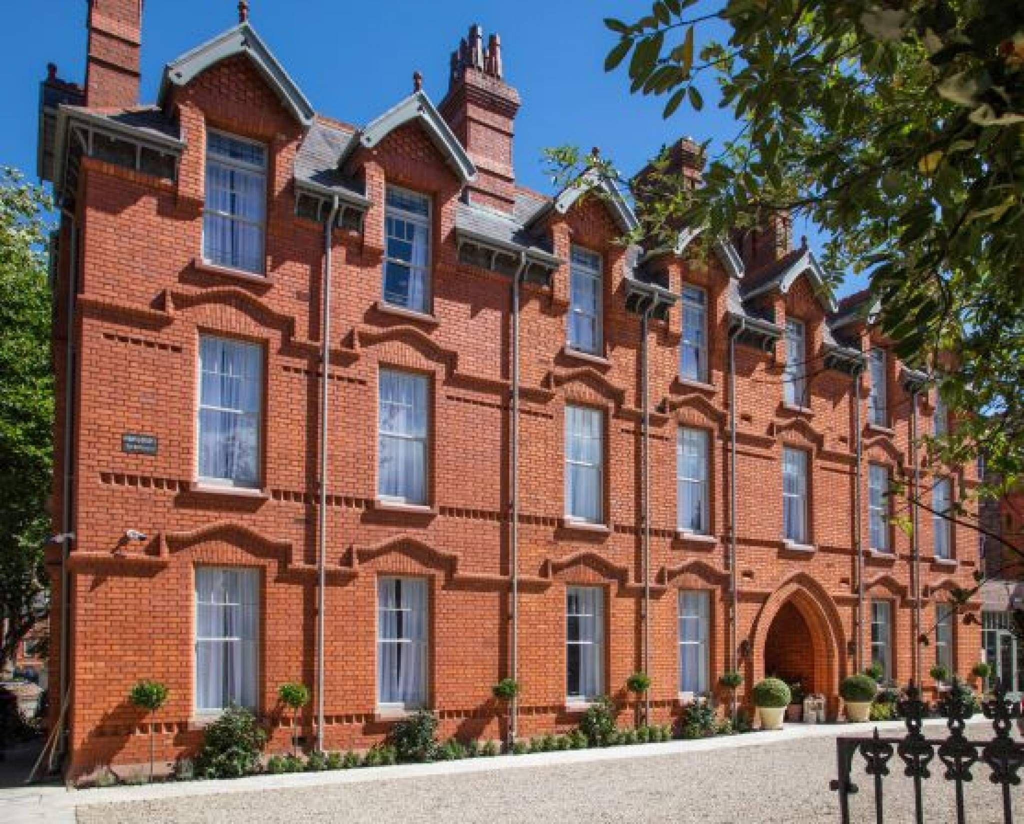 Where to Stay in Dublin City Centre: 9 Best Luxury Hotels
