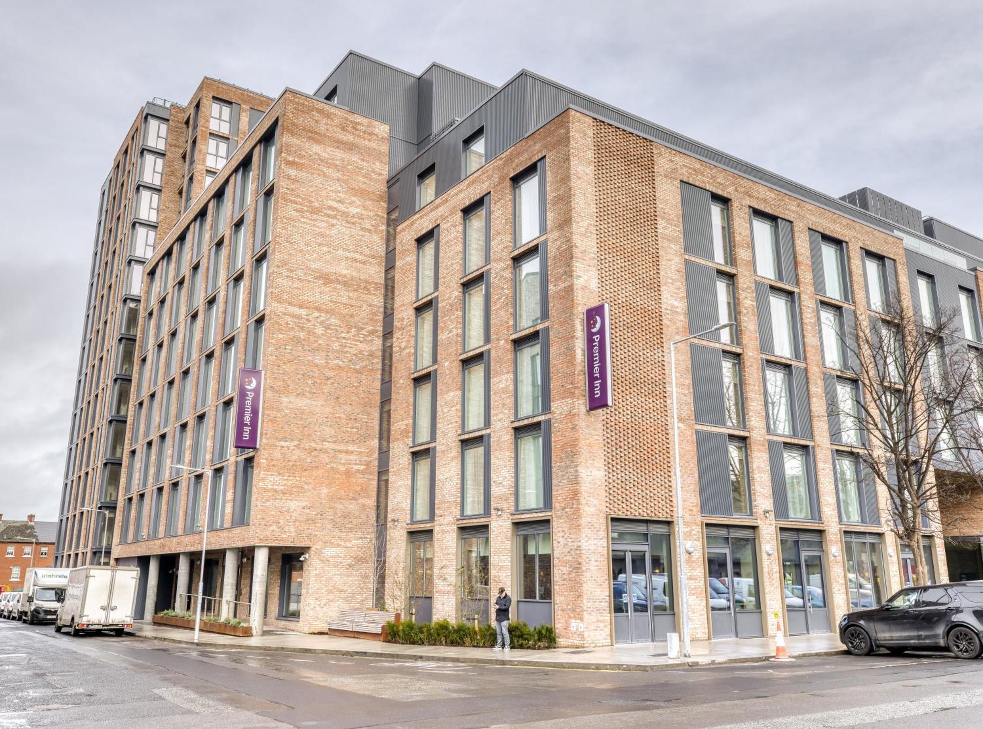 15 Smart Central Hotels Near National Gallery of Ireland
