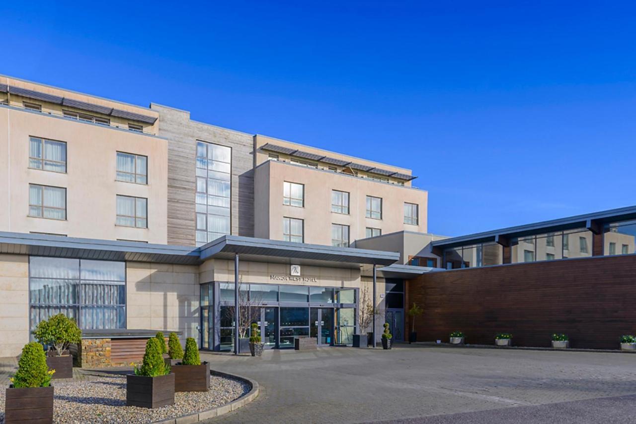 2 Family-Friendly Hotels Near Cinedrome Triple Cinema for a Hassle-Free Tralee Stay
